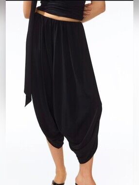 DKNY Black Draped Harem Capris